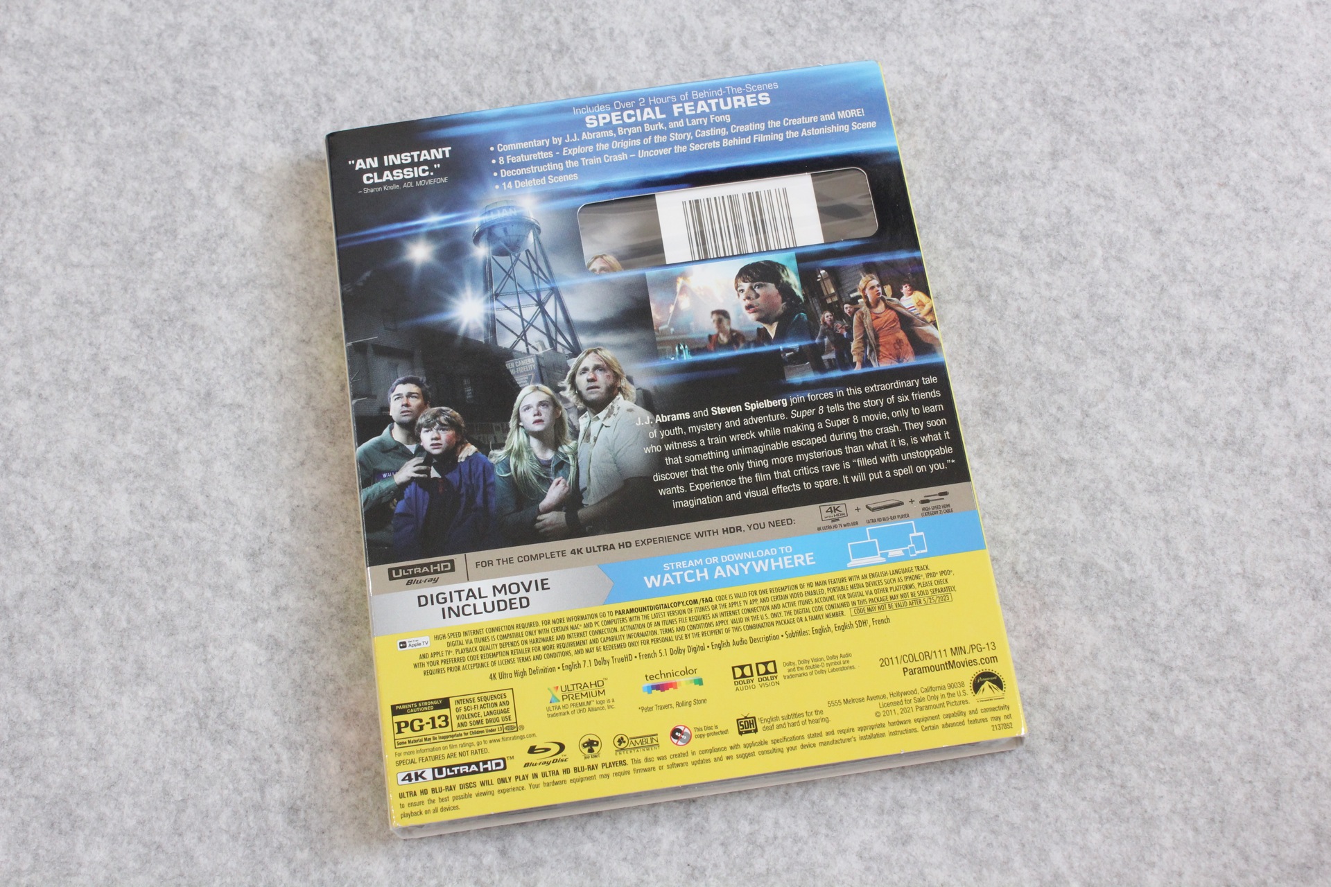 2022-10-27-Super_8-UHD-2.jpg